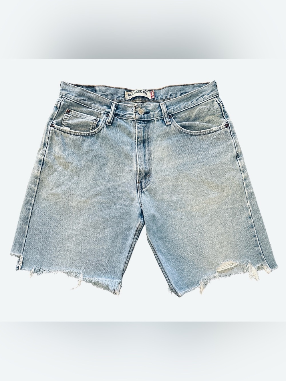 Vintage Levi’s Relaxed Fit Men’s Denim Cut-off Shorts, size 34
